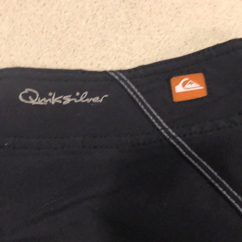 QUIKSILVER WATERMAN COLLECTION BOARD SHORTS BLACK SIZE 36 XL